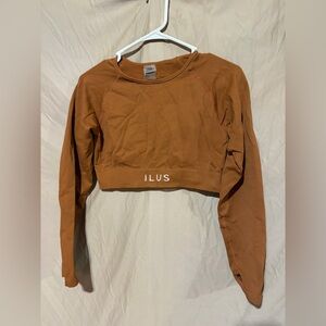 ILUS long sleeve